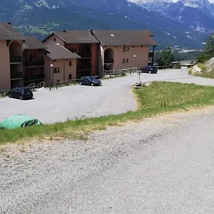 App Vue Montagne Barcelonnette Proche Piscine Rando Riviere Nature Appartement